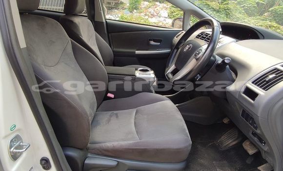 Buy Used 2015 Toyota Prius Alpha in Dhaka, Dhaka Buy Used 2015 Toyota Prius Alpha in Dhaka, Dhaka