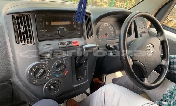 Buy Used 2010 Toyota LiteAce in Dhaka, Dhaka Buy Used 2010 Toyota LiteAce in Dhaka, Dhaka