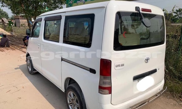 Buy Used 2010 Toyota LiteAce in Dhaka, Dhaka Buy Used 2010 Toyota LiteAce in Dhaka, Dhaka