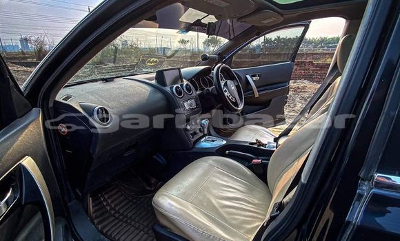 Buy Used 2007 Nissan Dualis in Dhaka, Dhaka Buy Used 2007 Nissan Dualis in Dhaka, Dhaka