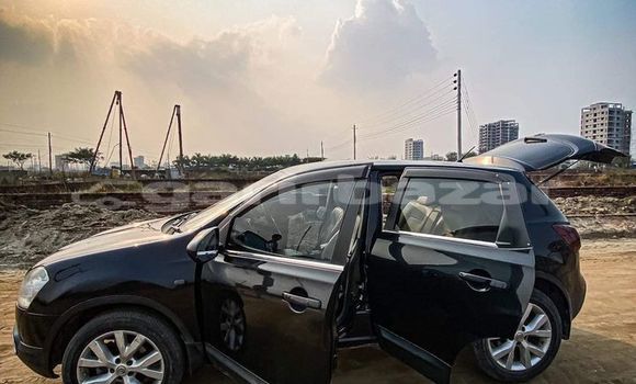 Buy Used 2007 Nissan Dualis in Dhaka, Dhaka Buy Used 2007 Nissan Dualis in Dhaka, Dhaka