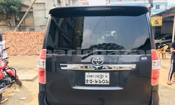 Buy Used 2009 Toyota Noah in Dhaka, Dhaka Buy Used 2009 Toyota Noah in Dhaka, Dhaka