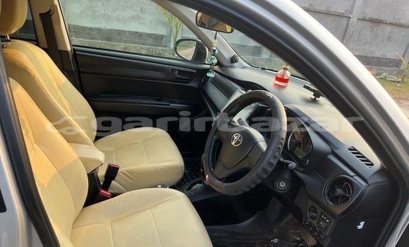 Buy Used 2017 Toyota Axio in Dhaka, Dhaka Buy Used 2017 Toyota Axio in Dhaka, Dhaka