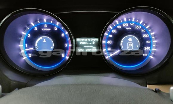 Buy Used 2012 Hyundai Sonata in Dhaka, Dhaka Buy Used 2012 Hyundai Sonata in Dhaka, Dhaka