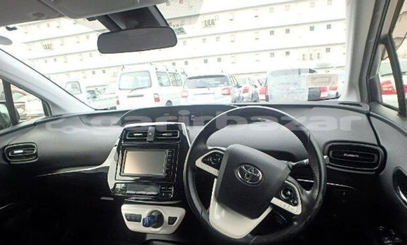 Buy Used 2016 Toyota Prius in Dhaka, Dhaka Buy Used 2016 Toyota Prius in Dhaka, Dhaka