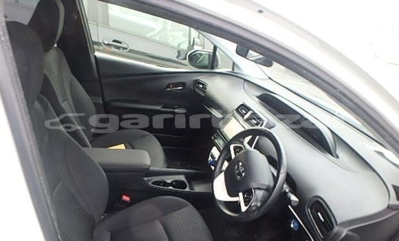 Buy Used 2016 Toyota Prius in Dhaka, Dhaka Buy Used 2016 Toyota Prius in Dhaka, Dhaka