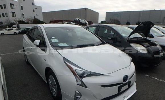 Buy Used 2016 Toyota Prius in Dhaka, Dhaka Buy Used 2016 Toyota Prius in Dhaka, Dhaka