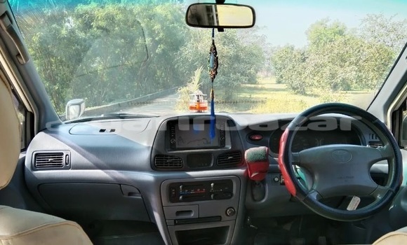 Buy Used 2006 Toyota Noah in Dhaka, Dhaka Buy Used 2006 Toyota Noah in Dhaka, Dhaka