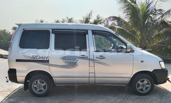 Buy Used 2006 Toyota Noah in Dhaka, Dhaka Buy Used 2006 Toyota Noah in Dhaka, Dhaka