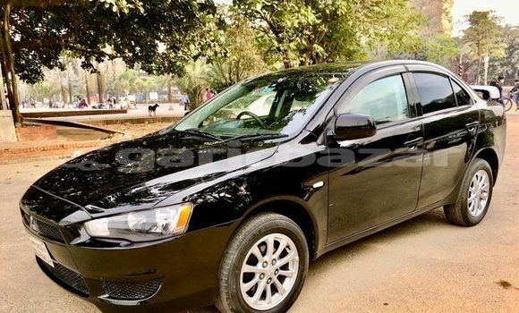 Buy Used 2010 Mitsubishi Lancer in Dhaka, Dhaka Buy Used 2010 Mitsubishi Lancer in Dhaka, Dhaka