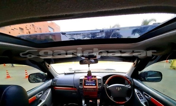 Buy Used 2005 Toyota Land Cruiser Prado in Dhaka, Dhaka Buy Used 2005 Toyota Land Cruiser Prado in Dhaka, Dhaka