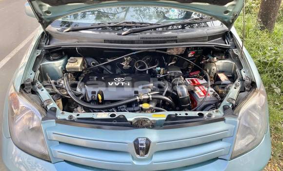 Buy Used 2003 Toyota IST in Dhaka, Dhaka Buy Used 2003 Toyota IST in Dhaka, Dhaka