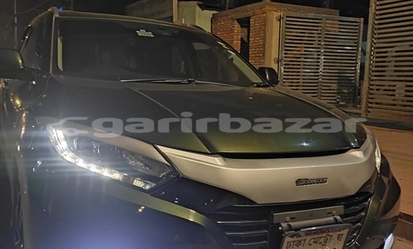 Buy Used 2014 Honda Vezel in Dhaka, Dhaka Buy Used 2014 Honda Vezel in Dhaka, Dhaka