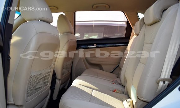 কেনা আমদানি Mercedes-Benz Sorento White গাড়ী মধ্যে ইম্পোর্ট - দুবাই মধ্যে Bandarban কেনা আমদানি Mercedes-Benz Sorento White গাড়ী মধ্যে ইম্পোর্ট - দুবাই মধ্যে Bandarban