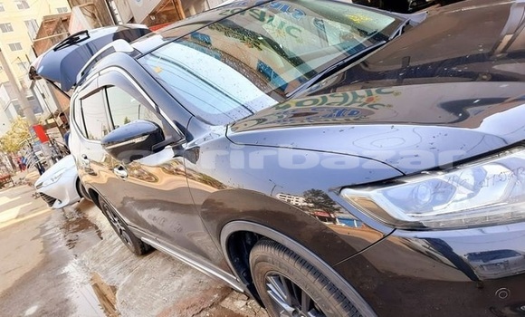 Buy Import 2016 Nissan X-Trail in Dhaka, Dhaka Buy Import 2016 Nissan X-Trail in Dhaka, Dhaka