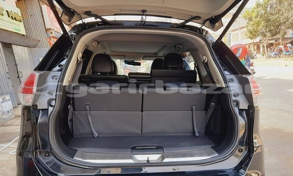 Buy Import 2016 Nissan X-Trail in Dhaka, Dhaka Buy Import 2016 Nissan X-Trail in Dhaka, Dhaka