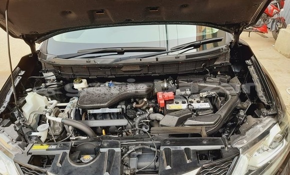 Buy Import 2016 Nissan X-Trail in Dhaka, Dhaka Buy Import 2016 Nissan X-Trail in Dhaka, Dhaka