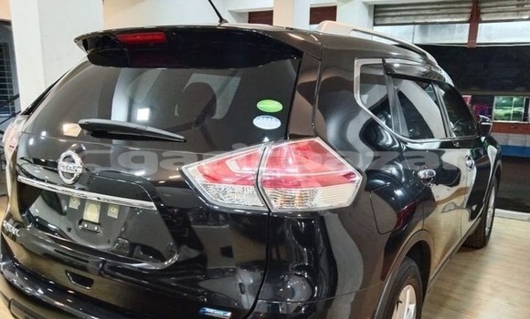 Buy Import 2016 Nissan X-Trail in Dhaka, Dhaka Buy Import 2016 Nissan X-Trail in Dhaka, Dhaka