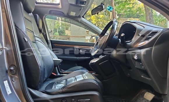 Buy Used 2017 Honda CR-V in Dhaka, Dhaka Buy Used 2017 Honda CR-V in Dhaka, Dhaka