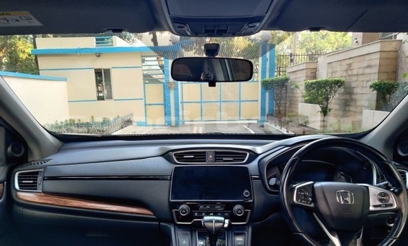 Buy Used 2017 Honda CR-V in Dhaka, Dhaka Buy Used 2017 Honda CR-V in Dhaka, Dhaka