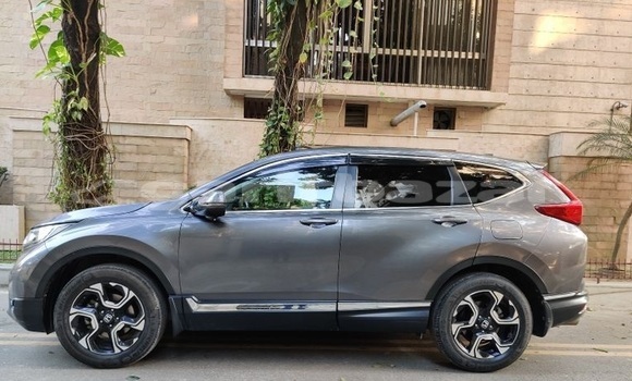 Buy Used 2017 Honda CR-V in Dhaka, Dhaka Buy Used 2017 Honda CR-V in Dhaka, Dhaka