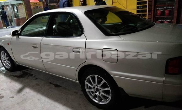 Buy Used 1999 Toyota Vista in Dhaka, Dhaka Buy Used 1999 Toyota Vista in Dhaka, Dhaka