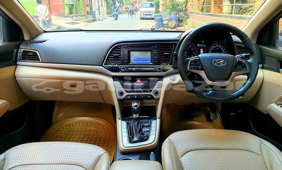 Buy Used 2016 Hyundai Elantra in Dhaka, Dhaka Buy Used 2016 Hyundai Elantra in Dhaka, Dhaka