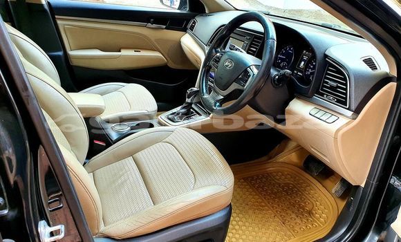 Buy Used 2016 Hyundai Elantra in Dhaka, Dhaka Buy Used 2016 Hyundai Elantra in Dhaka, Dhaka