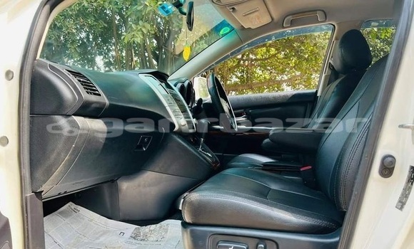 Buy Used 2004 Toyota Harrier in Dhaka, Dhaka Buy Used 2004 Toyota Harrier in Dhaka, Dhaka