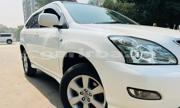 Buy Used 2004 Toyota Harrier in Dhaka, Dhaka Buy Used 2004 Toyota Harrier in Dhaka, Dhaka