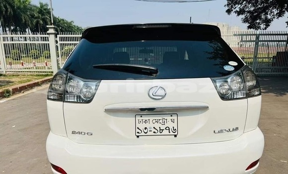 Buy Used 2004 Toyota Harrier in Dhaka, Dhaka Buy Used 2004 Toyota Harrier in Dhaka, Dhaka