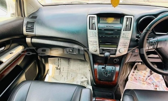 Buy Used 2004 Toyota Harrier in Dhaka, Dhaka Buy Used 2004 Toyota Harrier in Dhaka, Dhaka