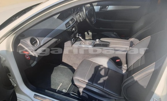 কেনা ব্যবহৃত Mercedes-Benz C250 coupe White গাড়ী মধ্যে ঢাকা মধ্যে Dhaka কেনা ব্যবহৃত Mercedes-Benz C250 coupe White গাড়ী মধ্যে ঢাকা মধ্যে Dhaka