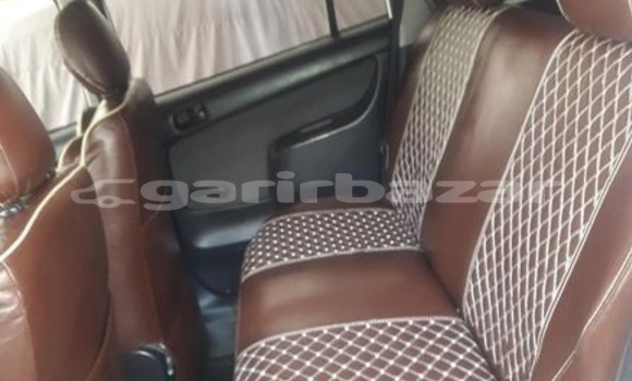 Buy Used 2004 Toyota Succeed in Dhaka, Dhaka Buy Used 2004 Toyota Succeed in Dhaka, Dhaka