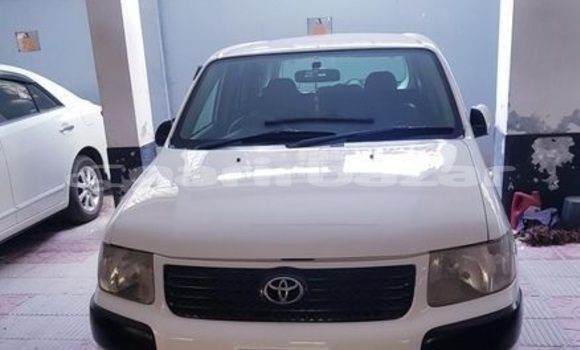 Buy Used 2004 Toyota Succeed in Dhaka, Dhaka Buy Used 2004 Toyota Succeed in Dhaka, Dhaka