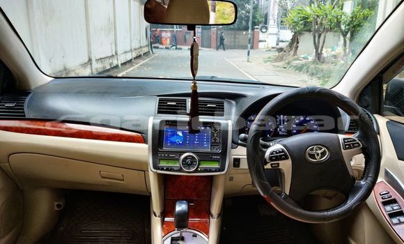 Buy Used 2014 Toyota Premio in Dhaka, Dhaka Buy Used 2014 Toyota Premio in Dhaka, Dhaka