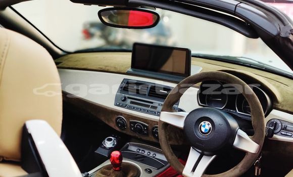 Buy Used 2004 BMW Z4 in Dhaka, Dhaka Buy Used 2004 BMW Z4 in Dhaka, Dhaka