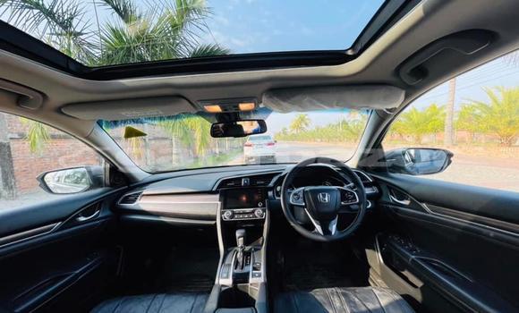 Buy Used 2019 Honda Civic in Dhaka, Dhaka Buy Used 2019 Honda Civic in Dhaka, Dhaka