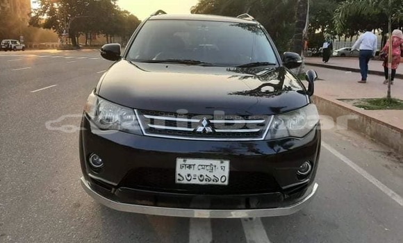 Buy Used 2010 Mitsubishi Outlander in Dhaka, Dhaka Buy Used 2010 Mitsubishi Outlander in Dhaka, Dhaka