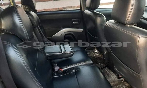 Buy Used 2010 Mitsubishi Outlander in Dhaka, Dhaka Buy Used 2010 Mitsubishi Outlander in Dhaka, Dhaka