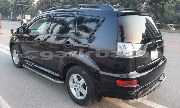 Buy Used 2010 Mitsubishi Outlander in Dhaka, Dhaka Buy Used 2010 Mitsubishi Outlander in Dhaka, Dhaka