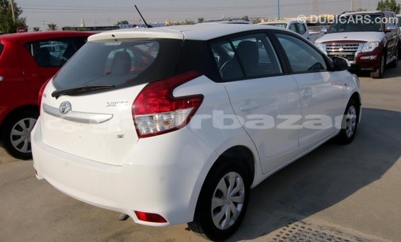 কেনা আমদানি Toyota Yaris White গাড়ী মধ্যে ইম্পোর্ট - দুবাই মধ্যে Bandarban কেনা আমদানি Toyota Yaris White গাড়ী মধ্যে ইম্পোর্ট - দুবাই মধ্যে Bandarban