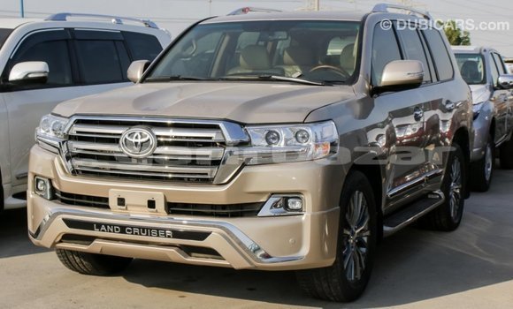 Buy Import 2010 Toyota Land Cruiser in Import - Dubai, Bandarban Buy Import 2010 Toyota Land Cruiser in Import - Dubai, Bandarban