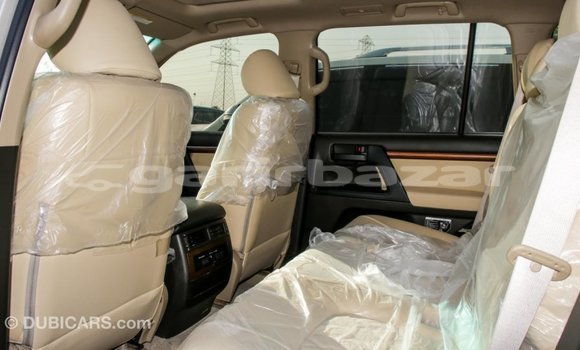 Buy Import 2010 Toyota Land Cruiser in Import - Dubai, Bandarban Buy Import 2010 Toyota Land Cruiser in Import - Dubai, Bandarban