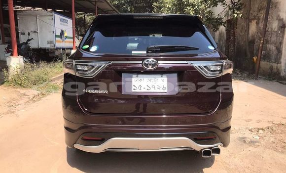 Buy Used 2013 Toyota Harrier in Dhaka, Dhaka Buy Used 2013 Toyota Harrier in Dhaka, Dhaka