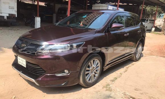 Buy Used 2013 Toyota Harrier in Dhaka, Dhaka Buy Used 2013 Toyota Harrier in Dhaka, Dhaka