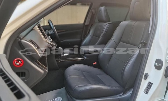 Buy Used 2015 Toyota Crown in Dhaka, Dhaka Buy Used 2015 Toyota Crown in Dhaka, Dhaka