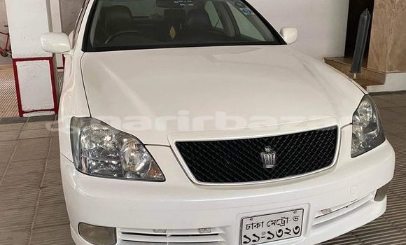 Buy Used 2005 Toyota Crown in Dhaka, Dhaka Buy Used 2005 Toyota Crown in Dhaka, Dhaka