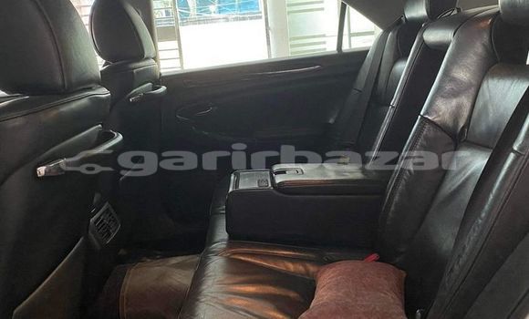 Buy Used 2005 Toyota Crown in Dhaka, Dhaka Buy Used 2005 Toyota Crown in Dhaka, Dhaka