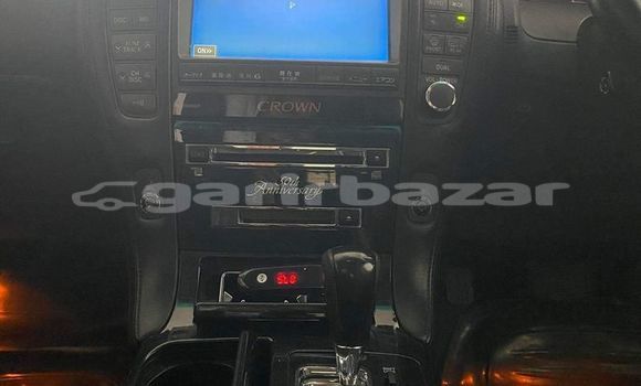 Buy Used 2005 Toyota Crown in Dhaka, Dhaka Buy Used 2005 Toyota Crown in Dhaka, Dhaka